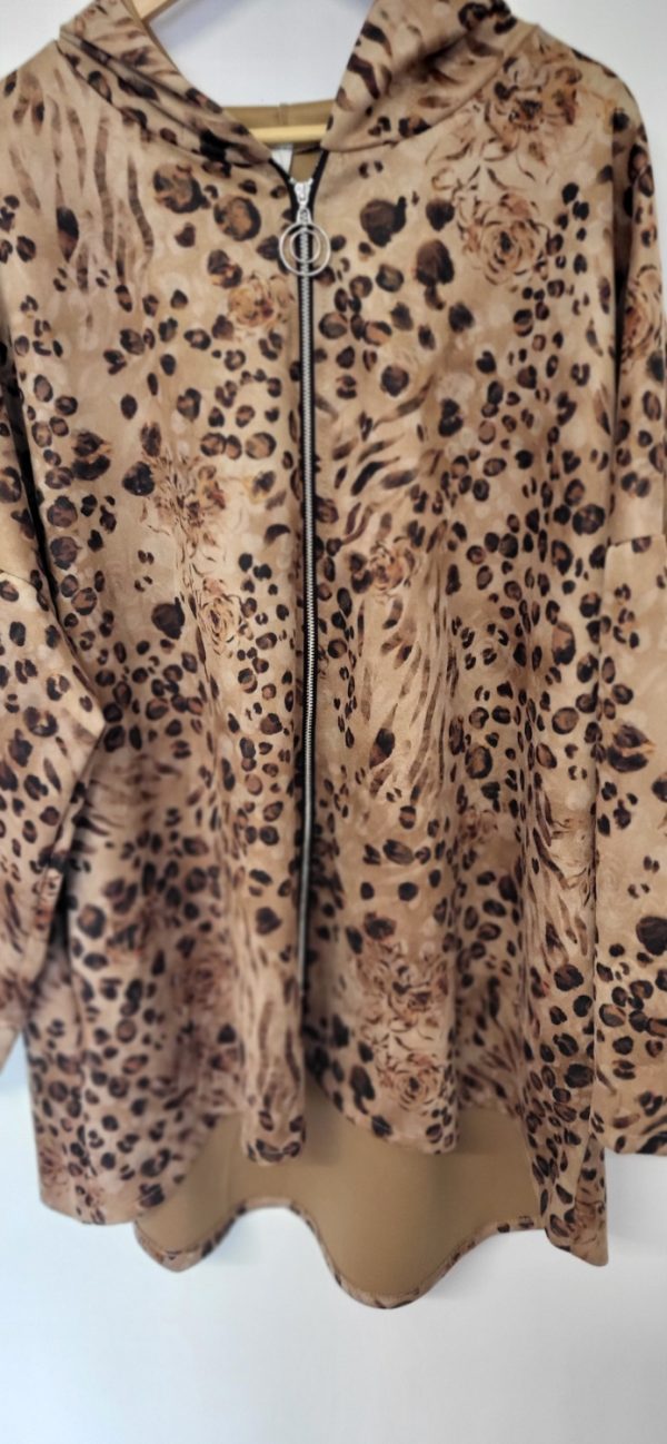 New Light Beige Animal Print Soft Jacket One Size fits sizes 18 20 22 - Image 3