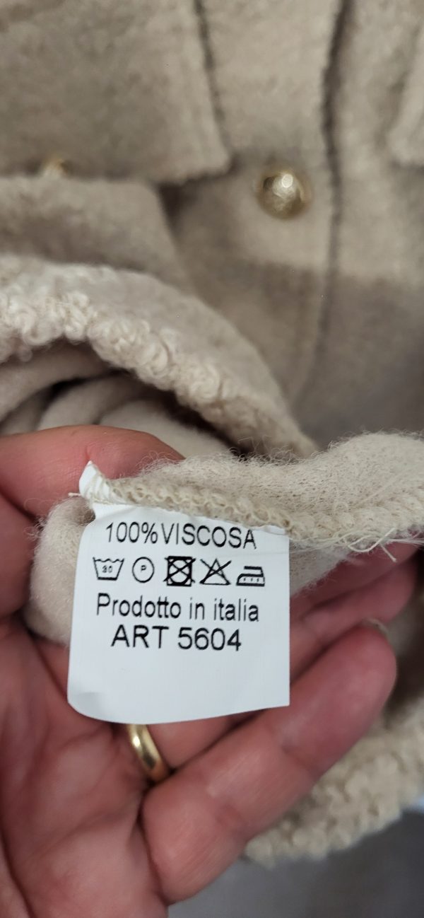 New Ladies Beige Gold Button Shacket One Size fits sizes 18 20 22 - Image 4