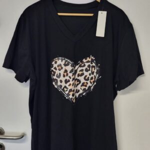 New Ladies Women Black Heart V Neck T-shirt One Size Fits 18 20 22