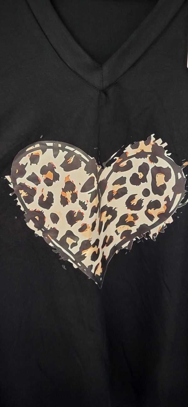 New Ladies Women Black Heart V Neck T-shirt One Size Fits 18 20 22 - Image 2