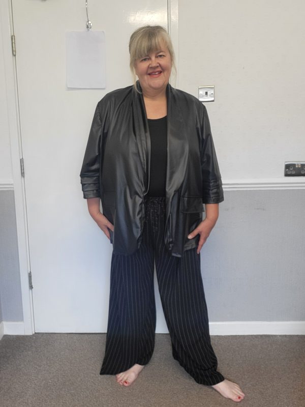 New Ladies Black Pin Stripe Wide Leg Trousers One Size fits sizes 18 20 22 24 - Image 7