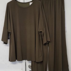 New Ladies Khaki 2 Piece Set Trousers and Top One Size fits sizes 18 20 22