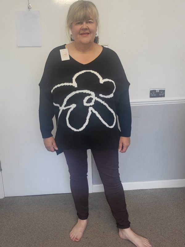 New Ladies Black Flower Jumper One Size fits sizes 18 20 22 24 - Image 5