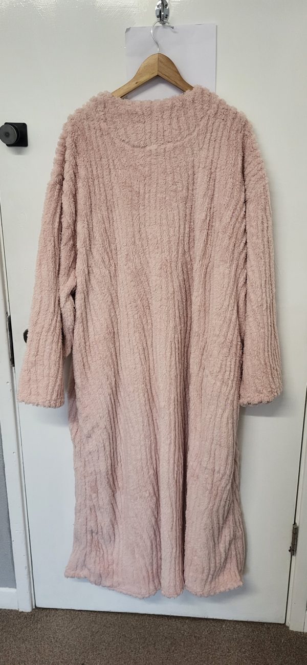 New Soft Pale Pink Bunny Dressing Gown One Size fits sizes 18 20 22 24 - Image 5