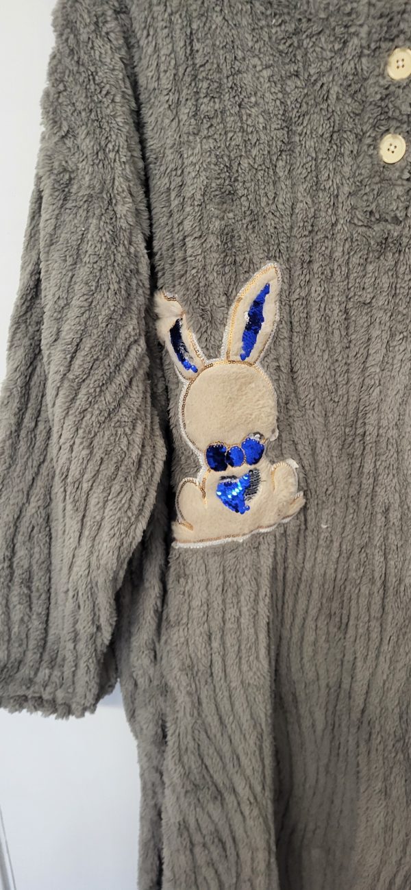 New Soft Grey Bunny Dressing Gown One Size fits sizes 18 20 22 24 - Image 3