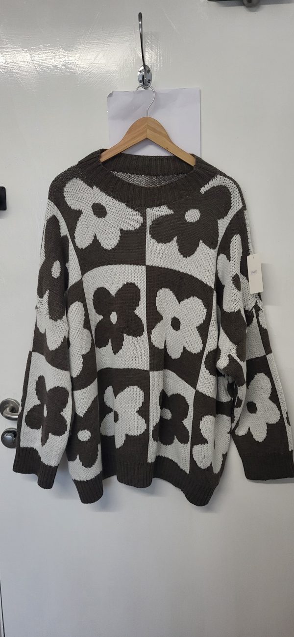 New Ladies Mocha Flower Jumper One Size fits sizes 18 20 22