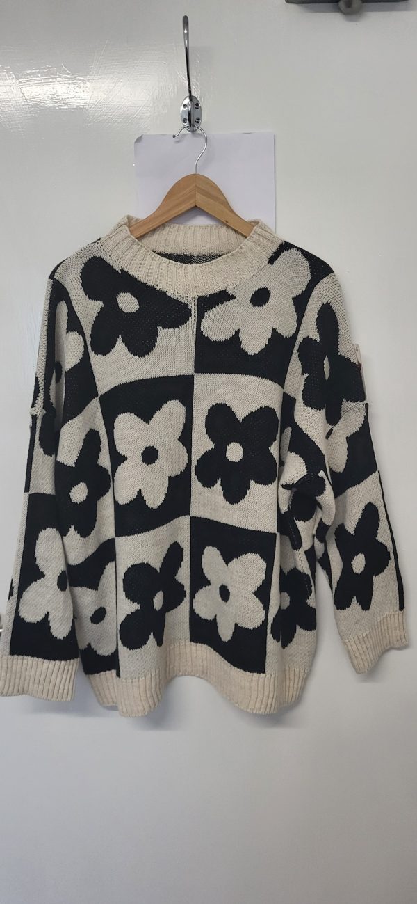 New Ladies Beige with Black Flower Jumper One Size fits sizes 18 20 22
