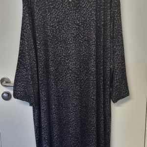 New Ladies Grey Pattern Snuggle One Size fits sizes 18 20 22 24