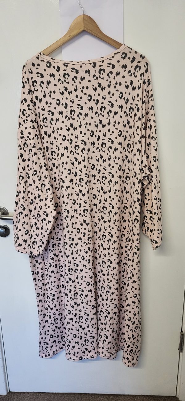 New Ladies Pink Pattern Snuggle One Size fits sizes 18 20 22 24 - Image 6