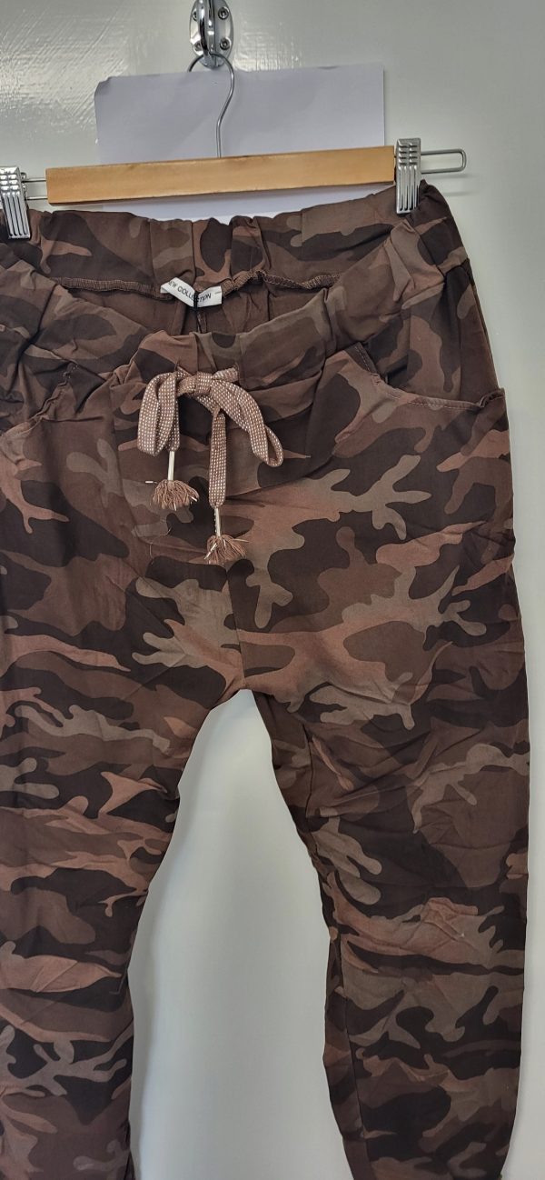 NEW Ladies Brown CAMO Stretchy Crinkle Magic Trousers One Size Fits 10 12 14 16 18 Size 1 - Image 3