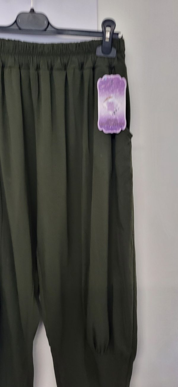 NEW Ladies Womens Khaki Green Jersey 3/4 Length cuff bottom Trousers One size fits sizes 16 18 20 22 - Image 3