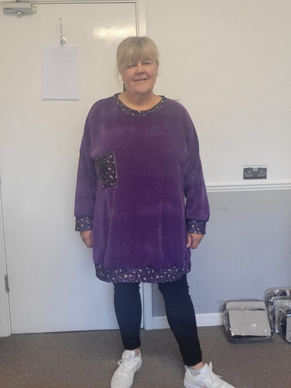 New Ladies Purple Soft Jumper One Size fits sizes 18 20 22 24 - Image 8