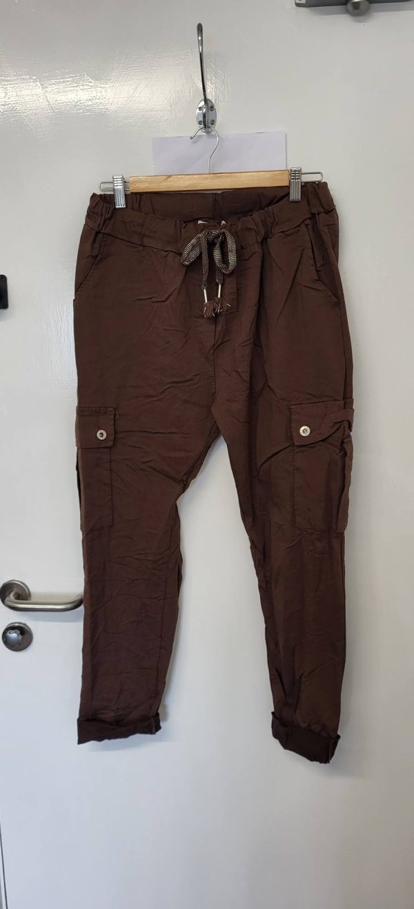NEW Ladies Chocolate Brown Stretchy Crinkle CARGO Magic Trousers One Size Fits 16 18 20 22 Size 2