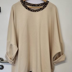 New Light Beige Oversized Tunic Top One Size fits sizes 20 22 24 26 NON RETURNABLE