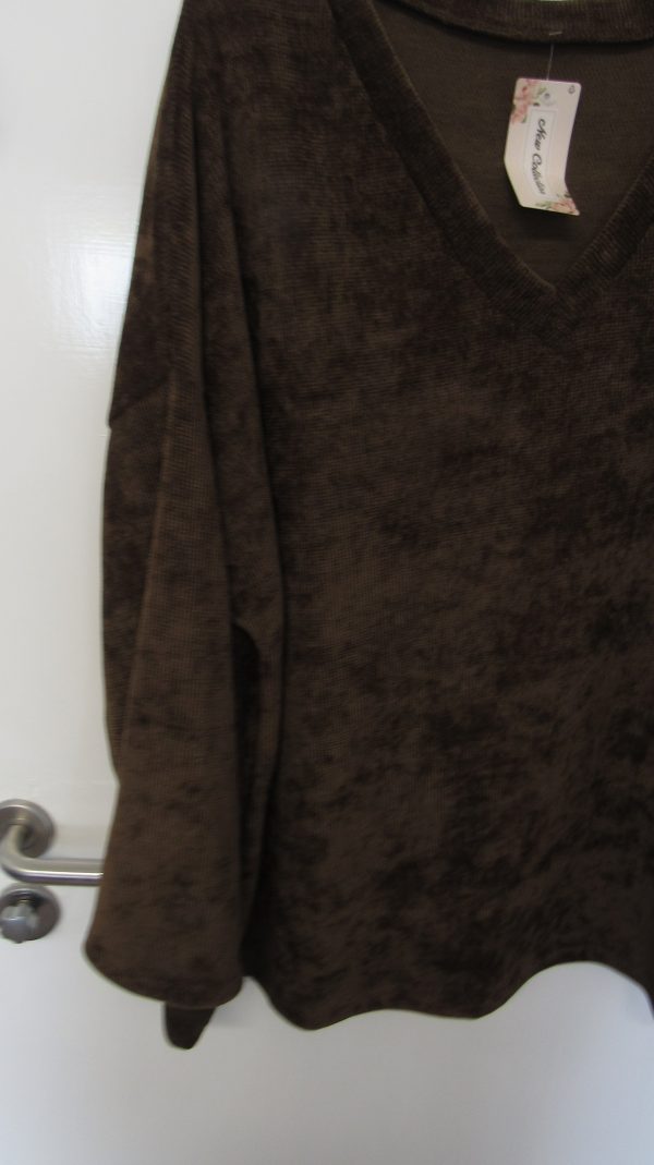 New Brown V Neck Soft Chanelle Jumper One Size fits sizes 18 20 22 - Image 3
