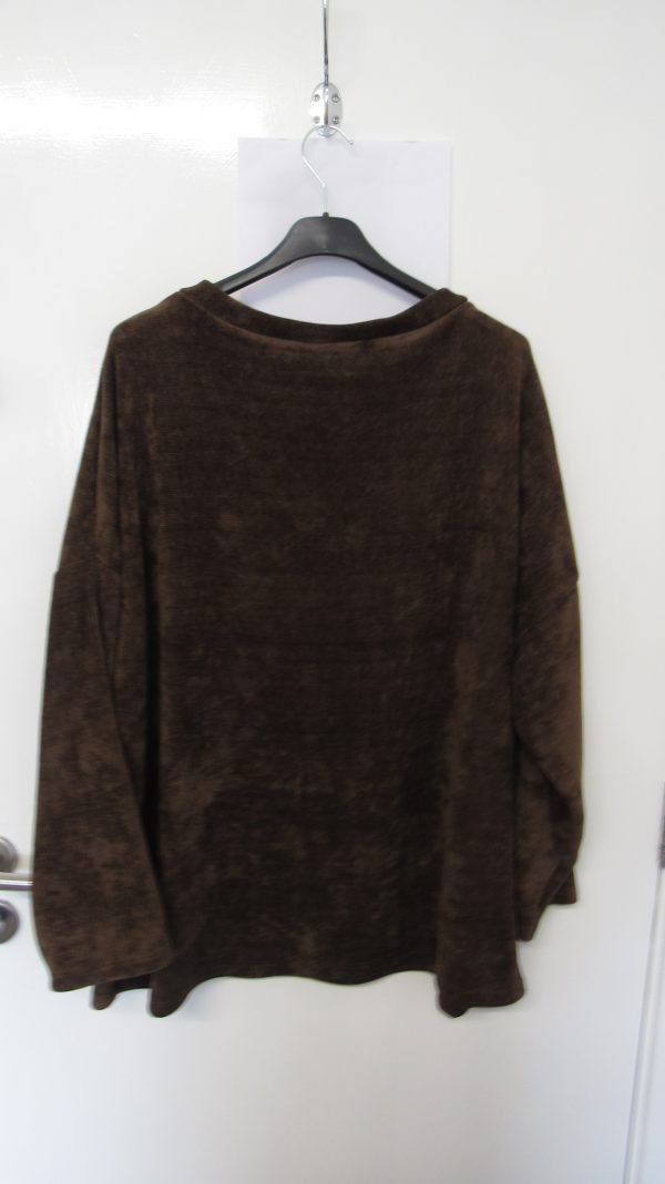 New Brown V Neck Soft Chanelle Jumper One Size fits sizes 18 20 22 - Image 5