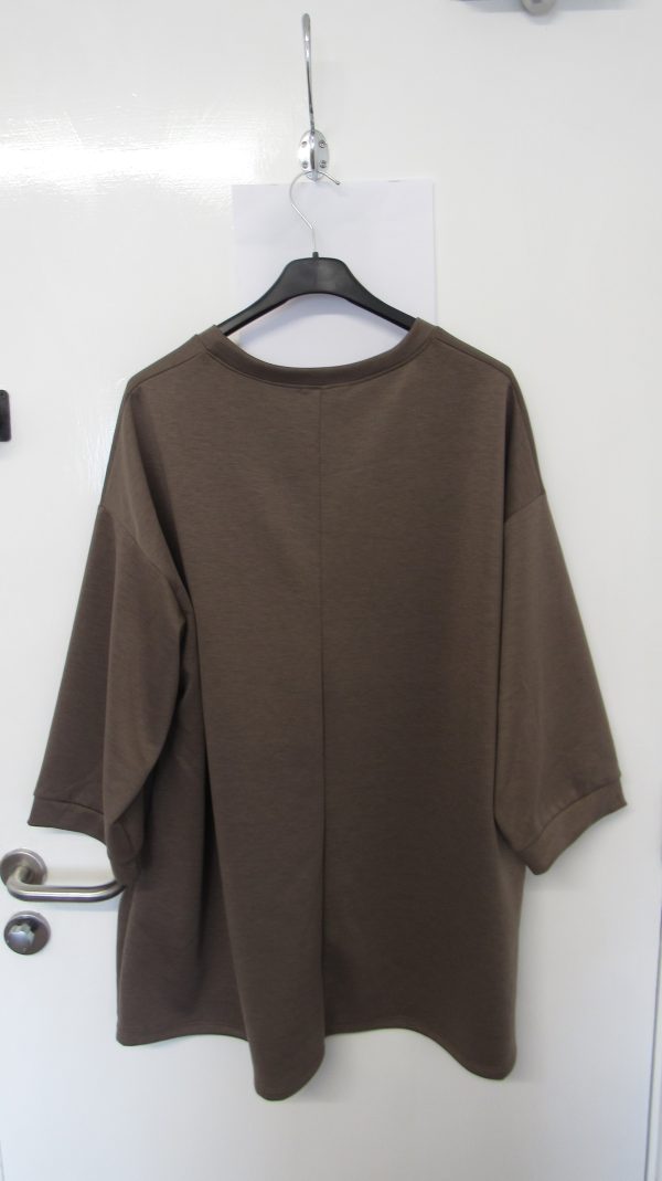 New Ladies Mocha Sweatshirt One Size fits sizes 18 20 22 24 - Image 3