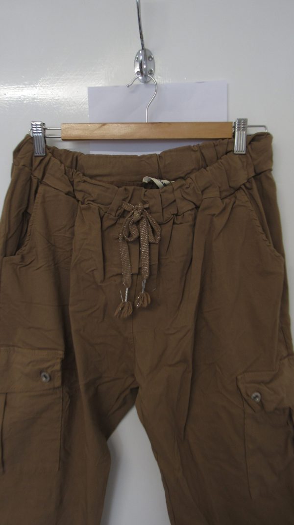 NEW Ladies Tan Stretchy Crinkle CARGO Magic Trousers One Size Fits 16 18 20 22 Size 2 - Image 2