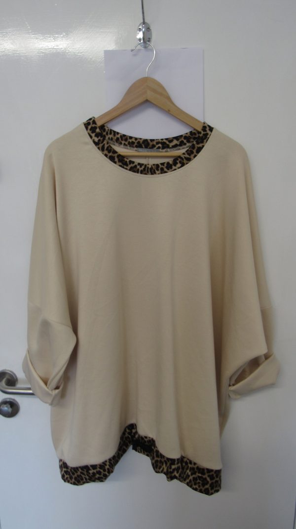 New Light Beige Oversized Tunic Top One Size fits sizes 20 22 24 26 - Image 2