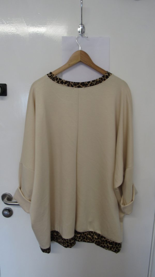 New Light Beige Oversized Tunic Top One Size fits sizes 20 22 24 26 - Image 6