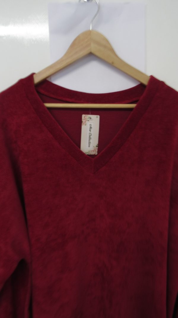 New Red V Neck Soft Chanelle Jumper One Size fits sizes 18 20 22 - Image 2