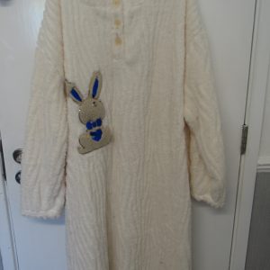 New Soft Winter White Bunny Dressing Gown One Size fits sizes 18 20 22 24