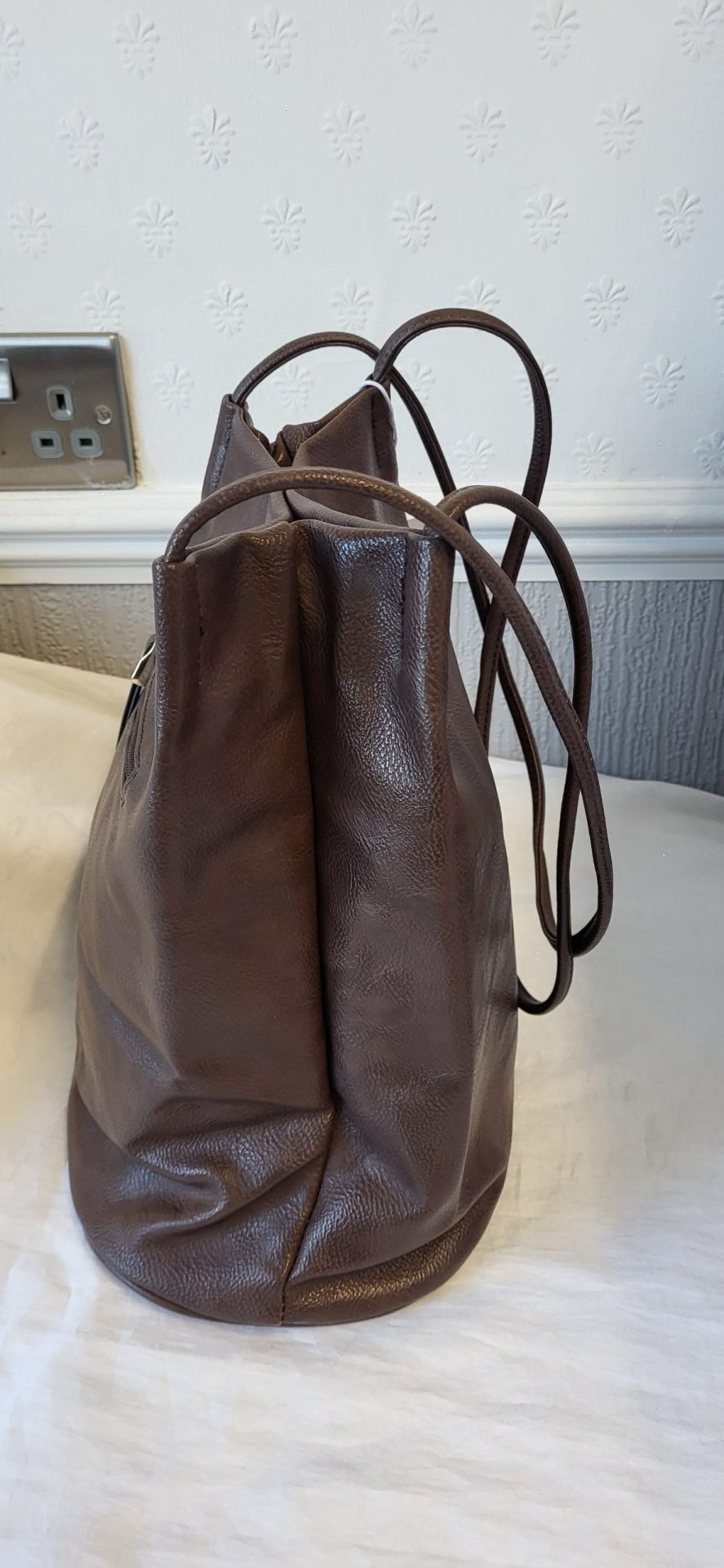 Shoulder Bag Coffee Brown - Image 3
