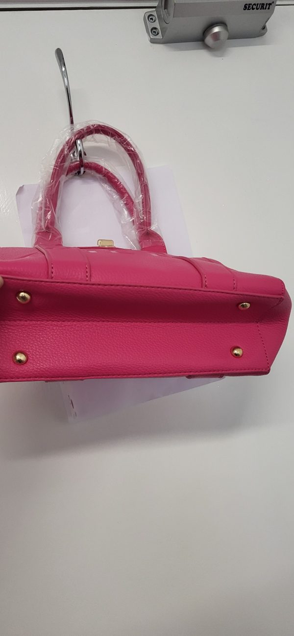 New Ladies Pink Twist Lock Tote Bag - Image 9