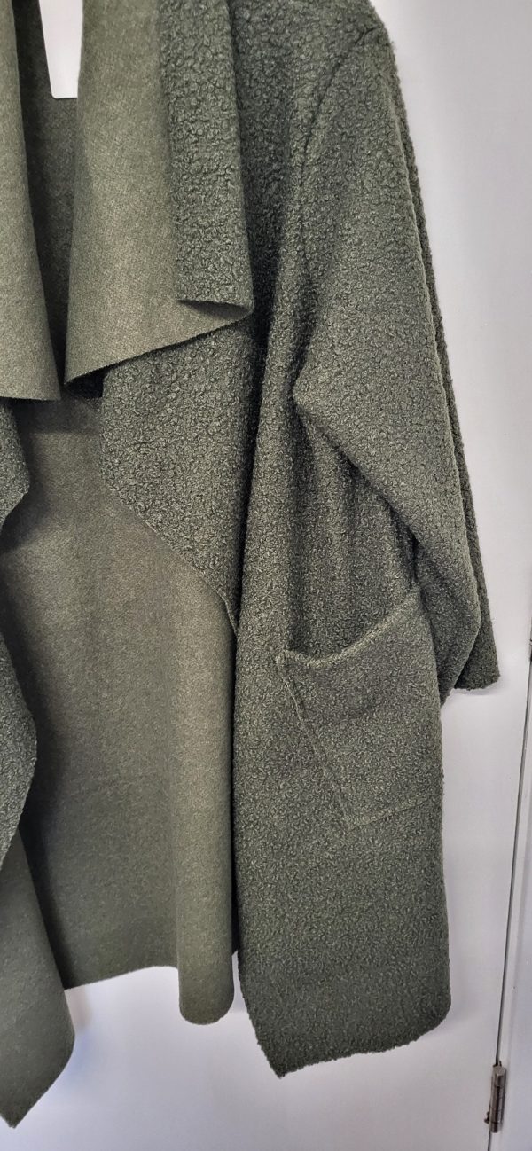 NEW Ladies Khaki Green Wrap Coat One Size fits sizes 16 18 20 22 - Image 4