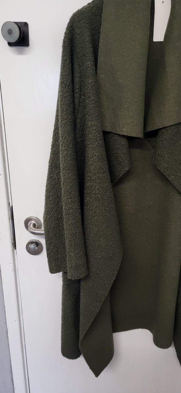NEW Ladies Khaki Green Wrap Coat One Size fits sizes 16 18 20 22 - Image 5