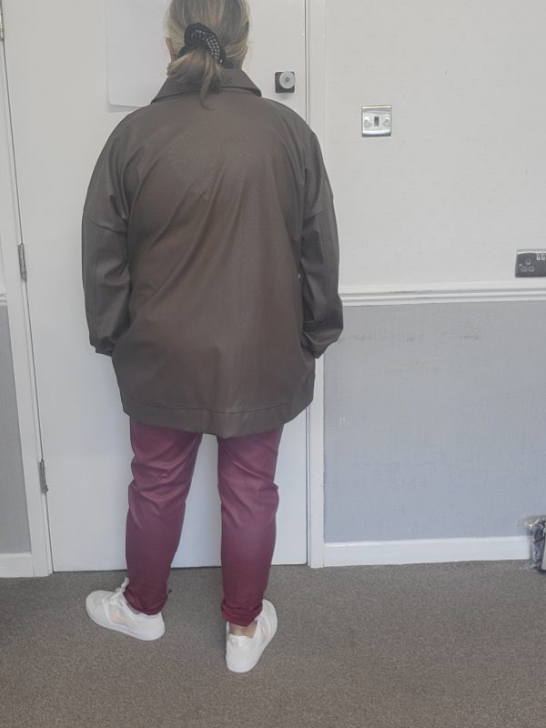 New Ladies PU Brown Zip Up Jacket One Size fits sizes 18 20 22 - Image 8