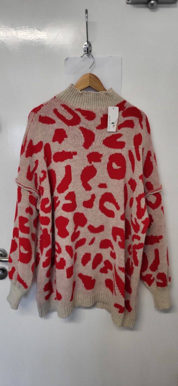 New Ladies Red and Beige Leopard Print Long Jumper One Size fits sizes 18 20 22 24