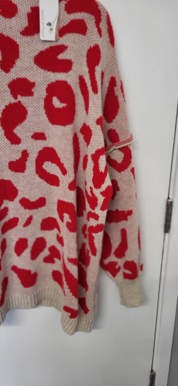 New Ladies Red and Beige Leopard Print Long Jumper One Size fits sizes 18 20 22 24 - Image 4