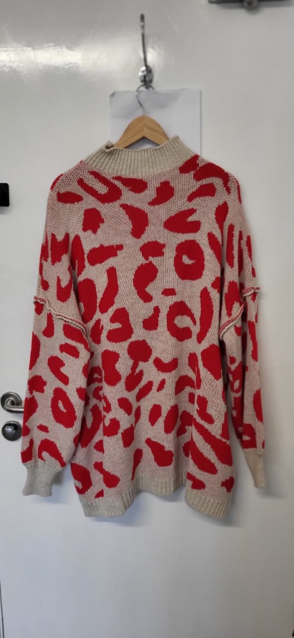 New Ladies Red and Beige Leopard Print Long Jumper One Size fits sizes 18 20 22 24 - Image 6
