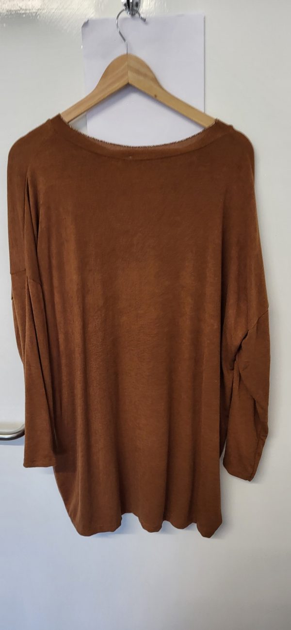 New Ladies Brown Edged with Silver Jumper One Size fits sizes 18 20 22 - Image 5