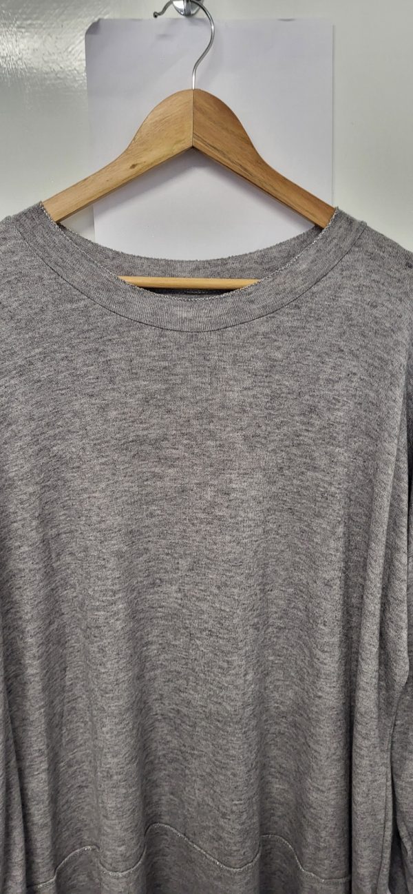 New Ladies Grey Edged with Silver Jumper One Size fits sizes 18 20 22 - Image 3