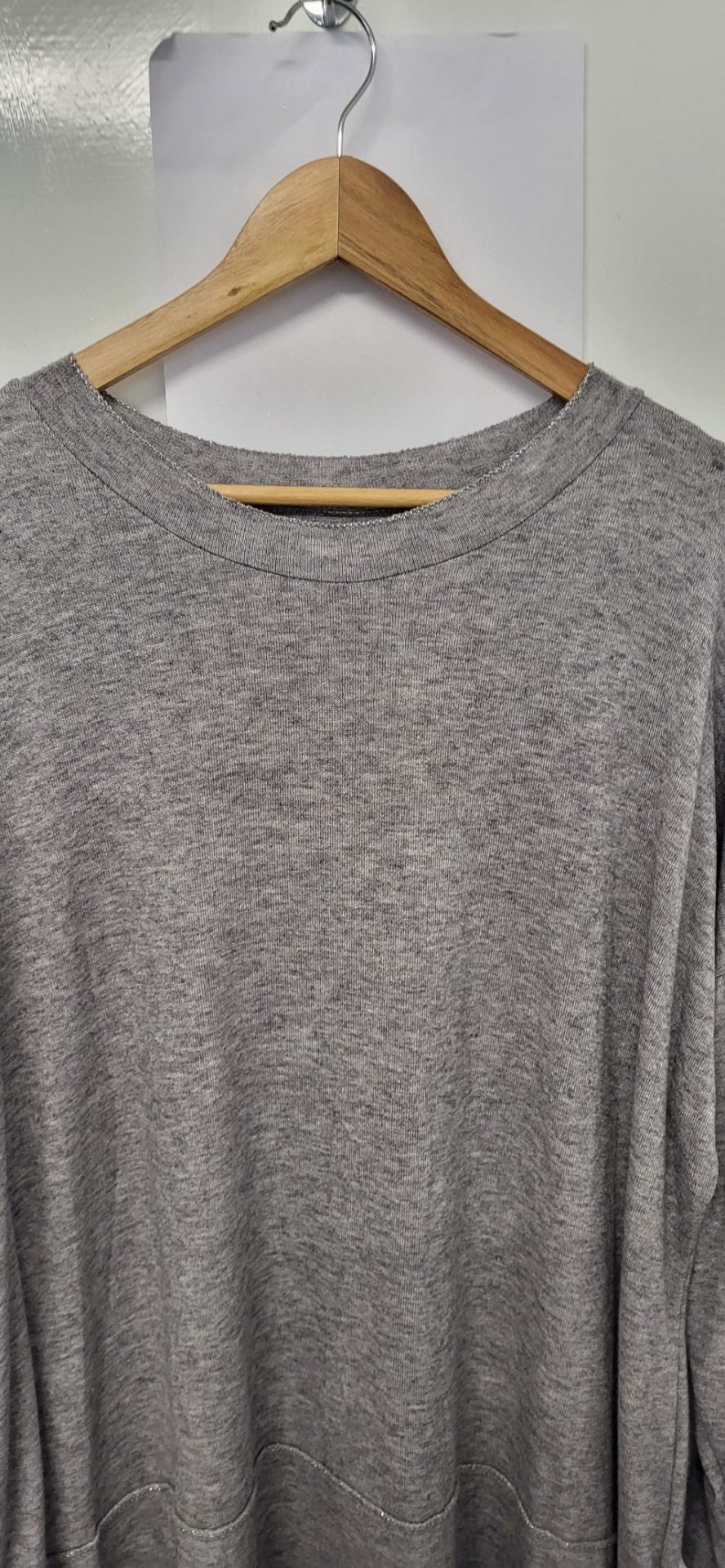 New Ladies Grey Edged with Silver Jumper One Size fits sizes 18 20 22 - Image 3