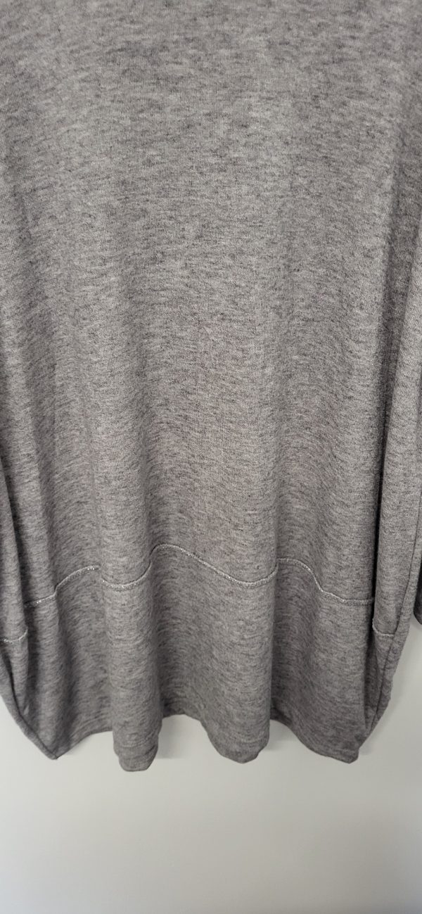 New Ladies Grey Edged with Silver Jumper One Size fits sizes 18 20 22 - Image 4