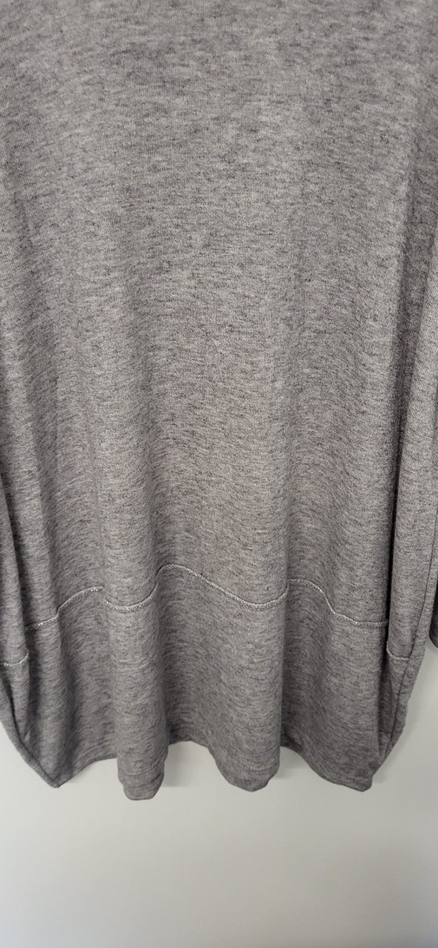 New Ladies Grey Edged with Silver Jumper One Size fits sizes 18 20 22 - Image 4