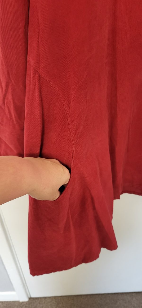 New Ladies Burgundy Cord Tunic Top with Pockets One Size fits sizes 18 20 22 - Image 4