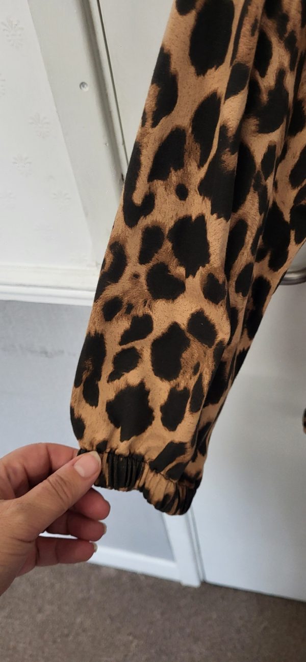 New Ladies Dark Beige Leopard Print Zip Up Hooded Jacket One Size fits sizes 18 20 22 - Image 4