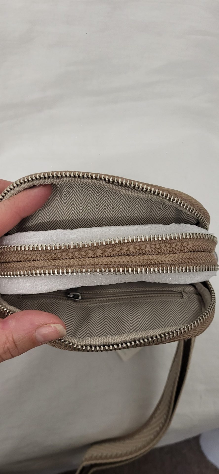 Beige Crossbody bag NON RETURNABLE - Image 6