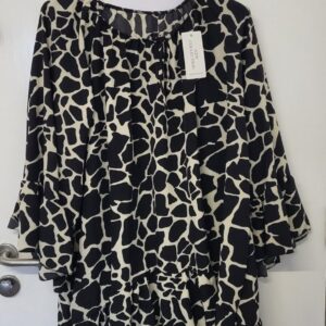 New Ladies Animal Print Tunic Top One Size fits sizes 18 20 22