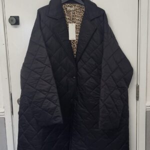 New Ladies Black Quilted Pocket Coat One Size fits sizes 20 22 NON RETURNABLE