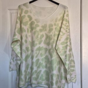New Ladies Lime V Neck Pattern Jumper One Size fits sizes 18 20 22
