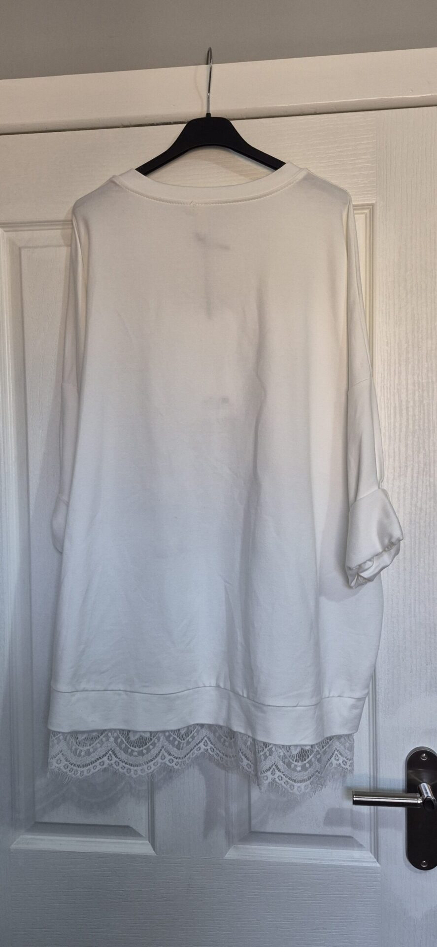 New White Dog Lacy Sweatshirt One Size fits sizes 18 20 22 - Image 4