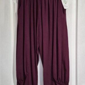 NEW Ladies Womens Burgundy Jersey 3/4 Length cuff bottom Trousers One size fits sizes 16 18 20 22