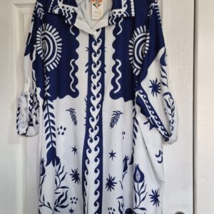 NEW Ladies Blue with White Button Up Shirt Blouse One size fits sizes 18 20 22 24