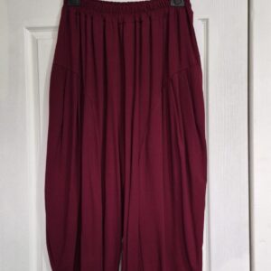 NEW Ladies Burgundy Cocoon Trousers One size fits sizes 18 20 22 NON RETURNABLE