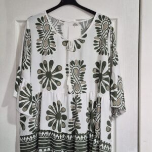 New Ladies Khaki Pattern Top One Size fits sizes 18 20 22